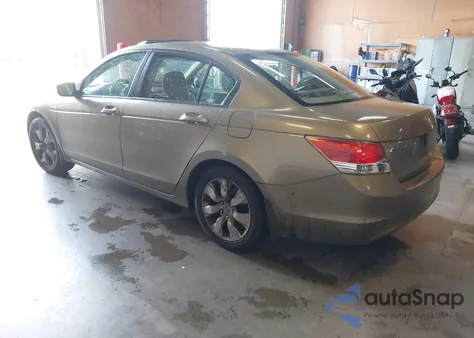 2009 Honda Accord 2.4 Ex from USA, damaged, VIN 1HGCP26719A027015